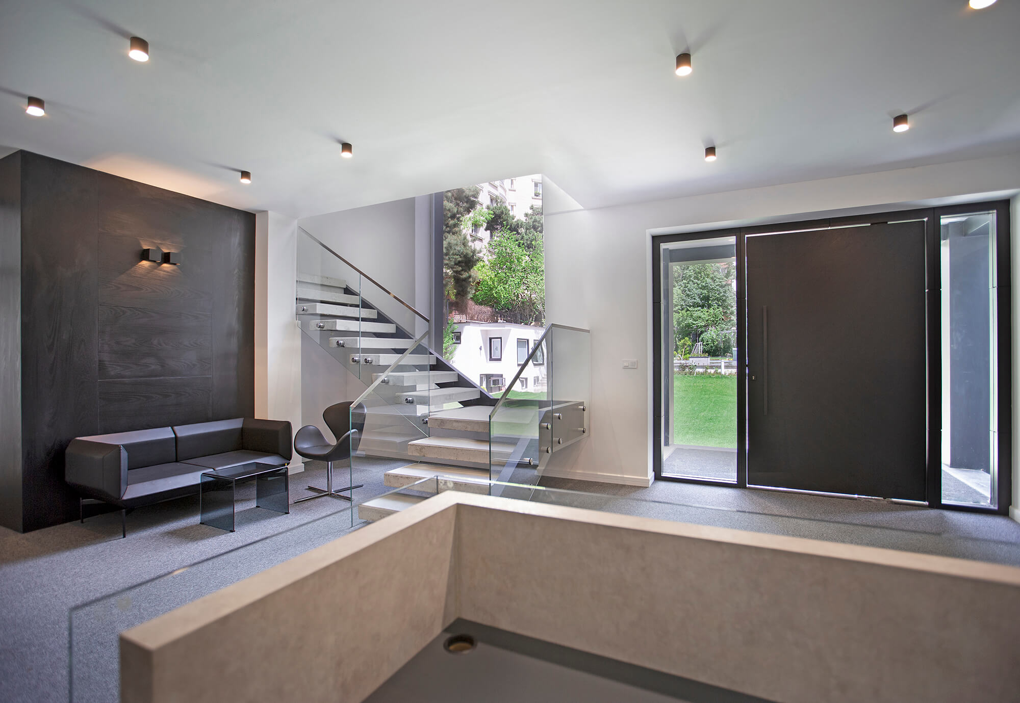 Fereshteh Office / Renovation & Interior Design