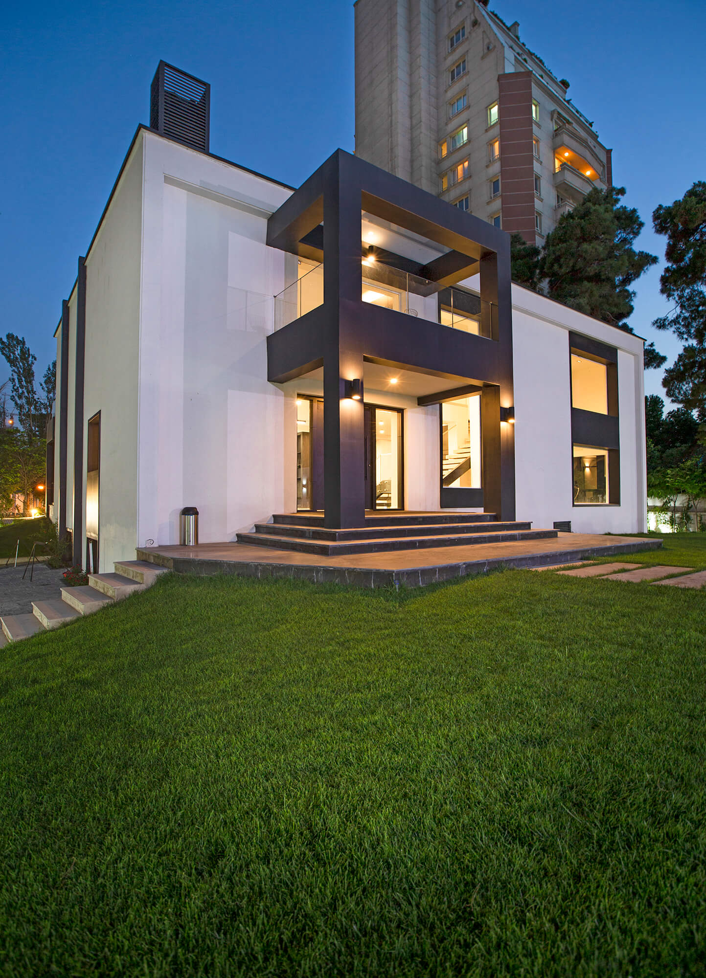 Fereshteh Office / Renovation & Interior Design